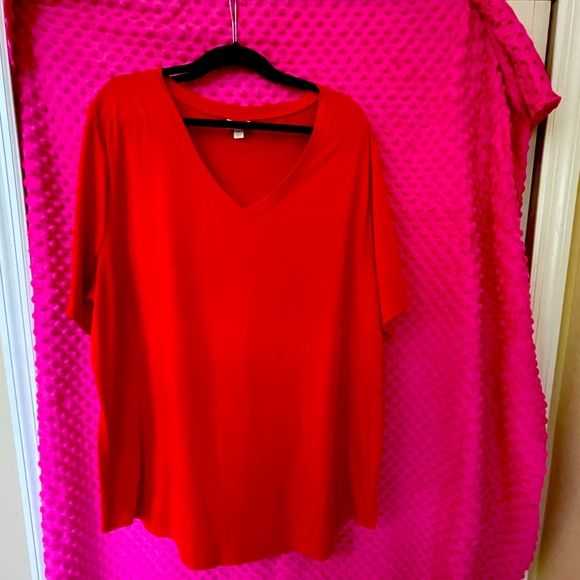 LuLaRoe V Neck Shirt Red